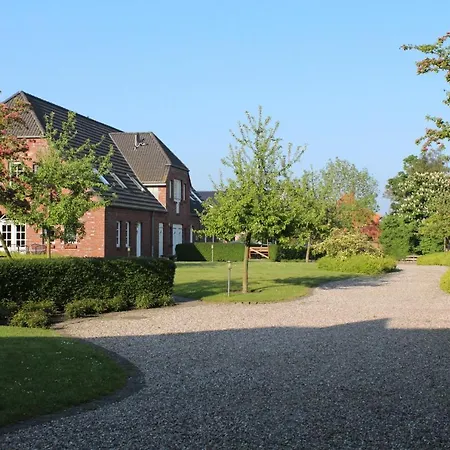 Ferienhof Wellendorf - Haus Am Teich - Loggiawohnung - #51762