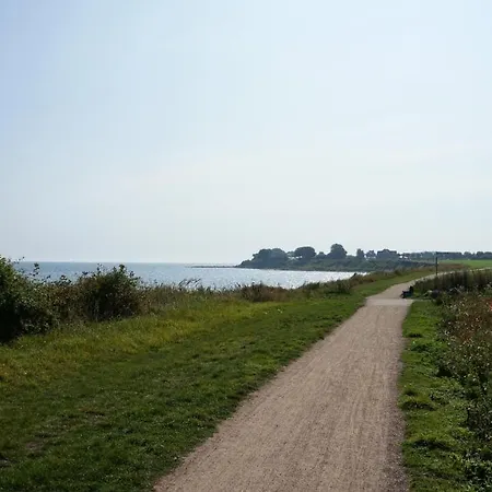 Ferienhof Wellendorf - Haus Am Teich - Loggiawohnung - #51762 Wulfen auf Fehmarn